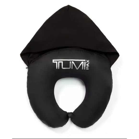 TUMI PAX Charlotte Packable Puffer Jacket - Picture 7 of 11